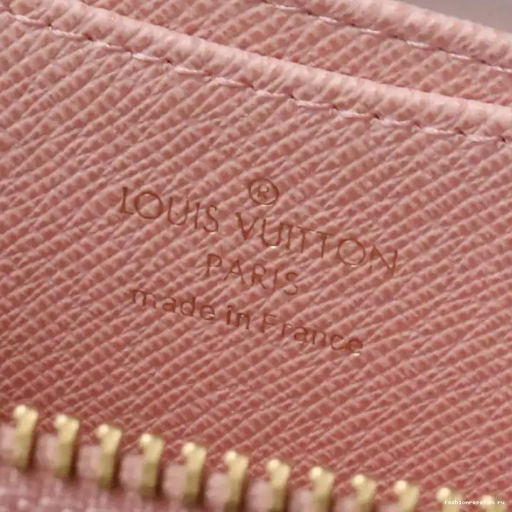 Fashionrepsfam ru LV 2204DJ0034 Bag 0603